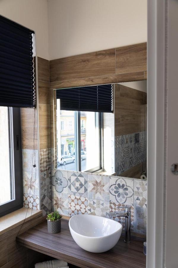 Famalu Bed & Breakfast Napoli