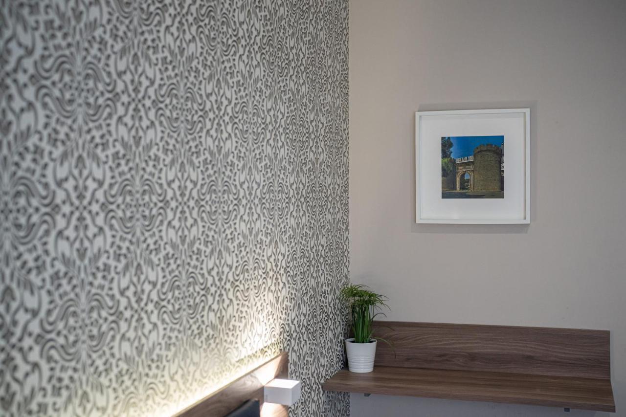 Bed & Breakfast Famalu Napoli