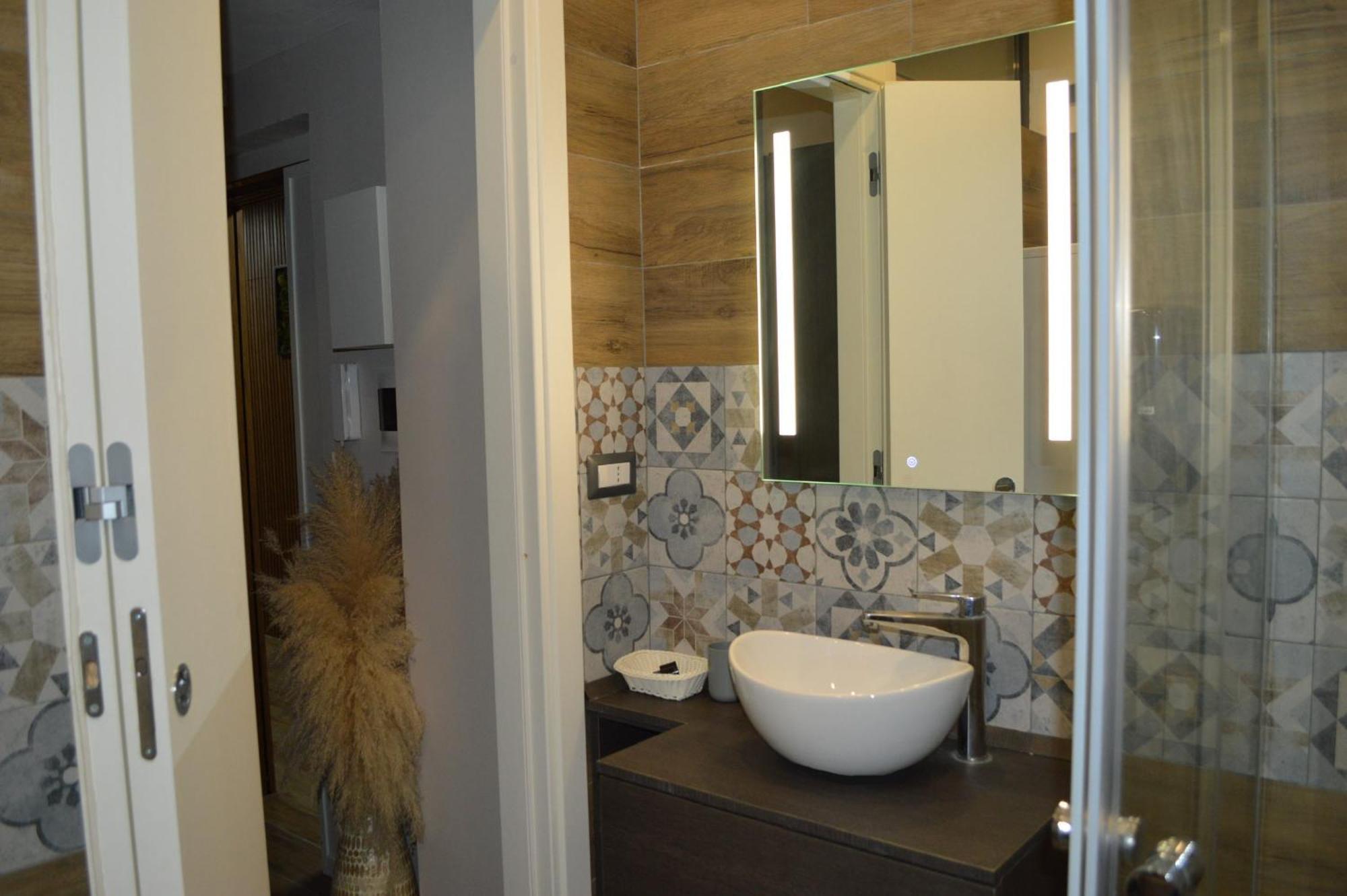 Bed & Breakfast Famalu Napoli